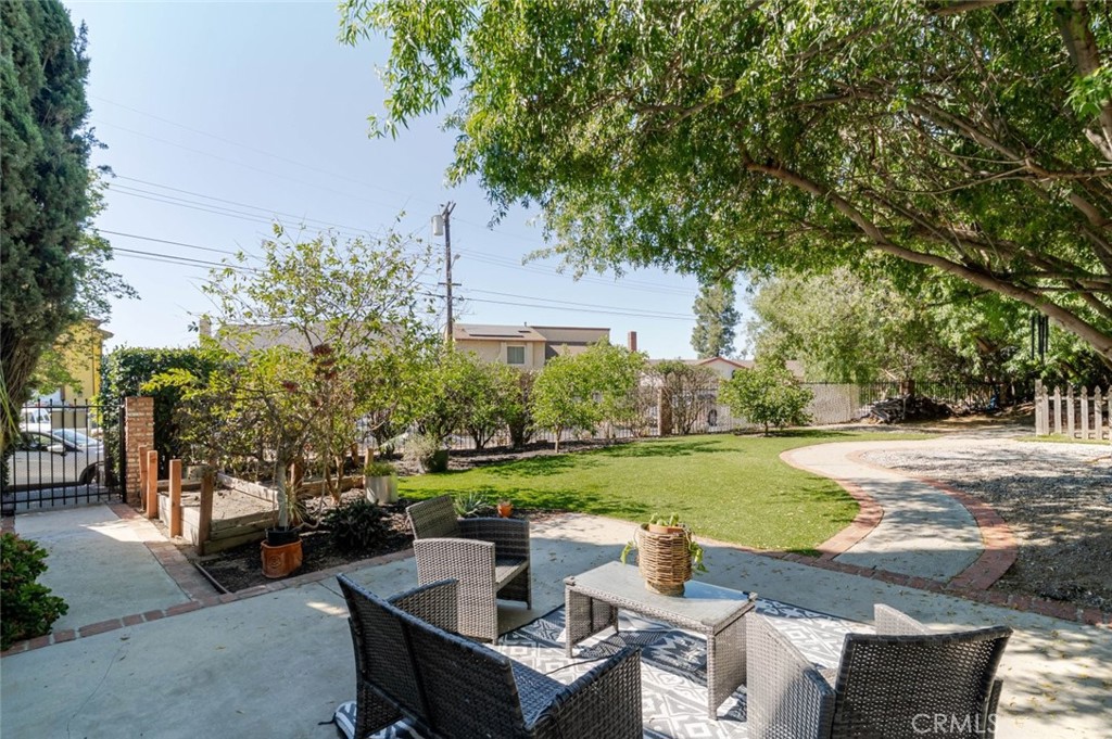 Property photo 32