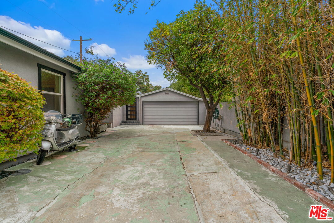 Property photo 35