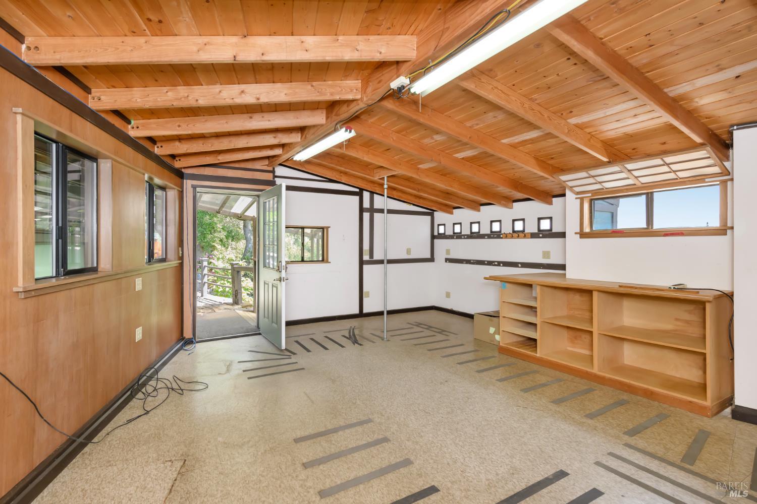 Property photo 38