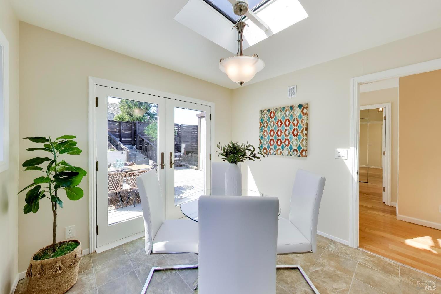 Property photo 28