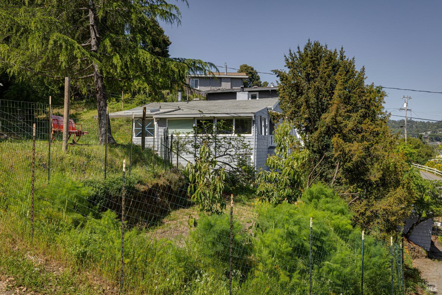 Property photo 35