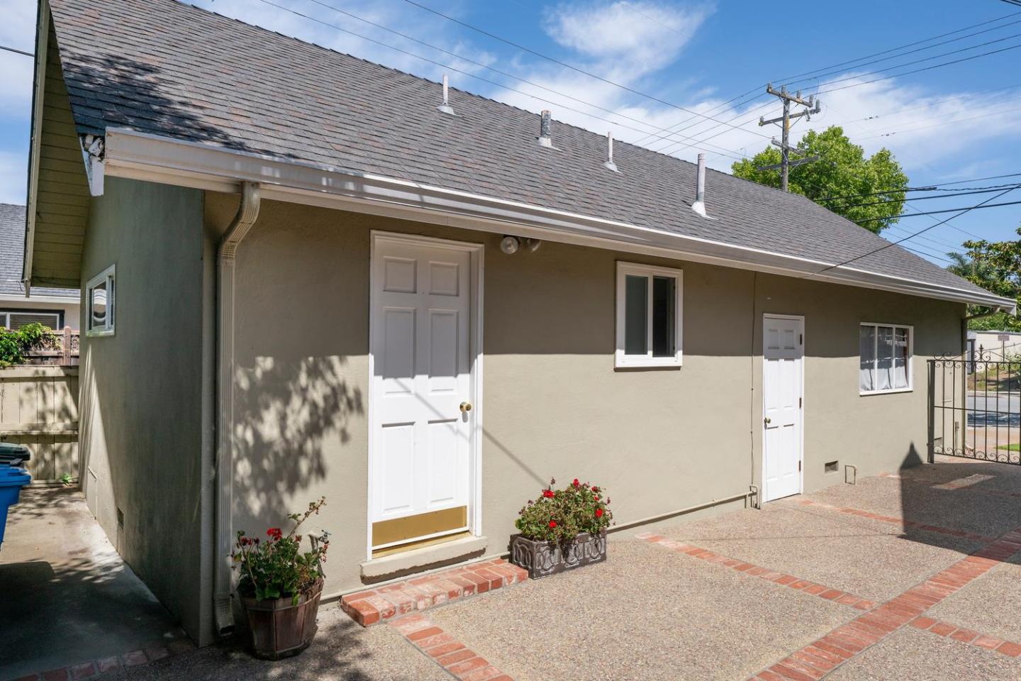 Property photo 24