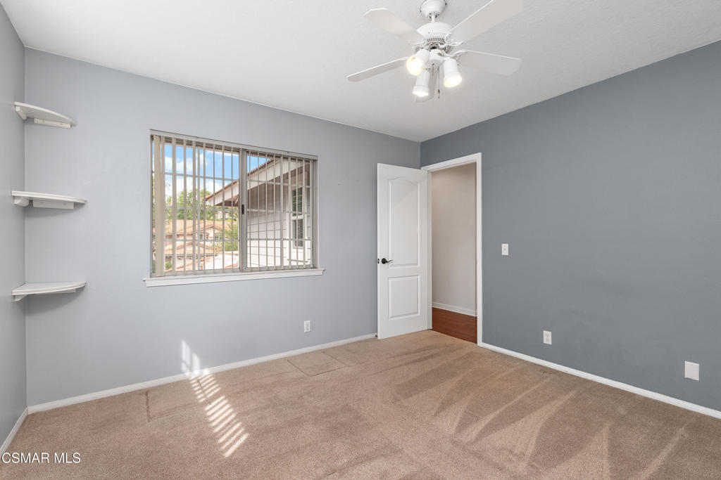 Property photo 31