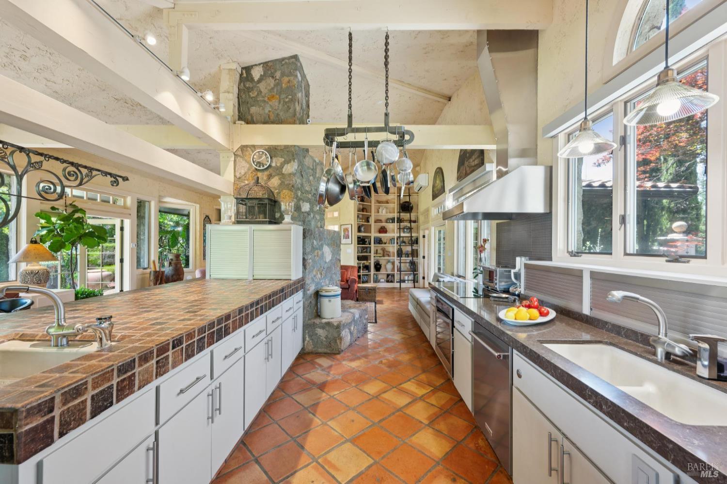 Property photo 25