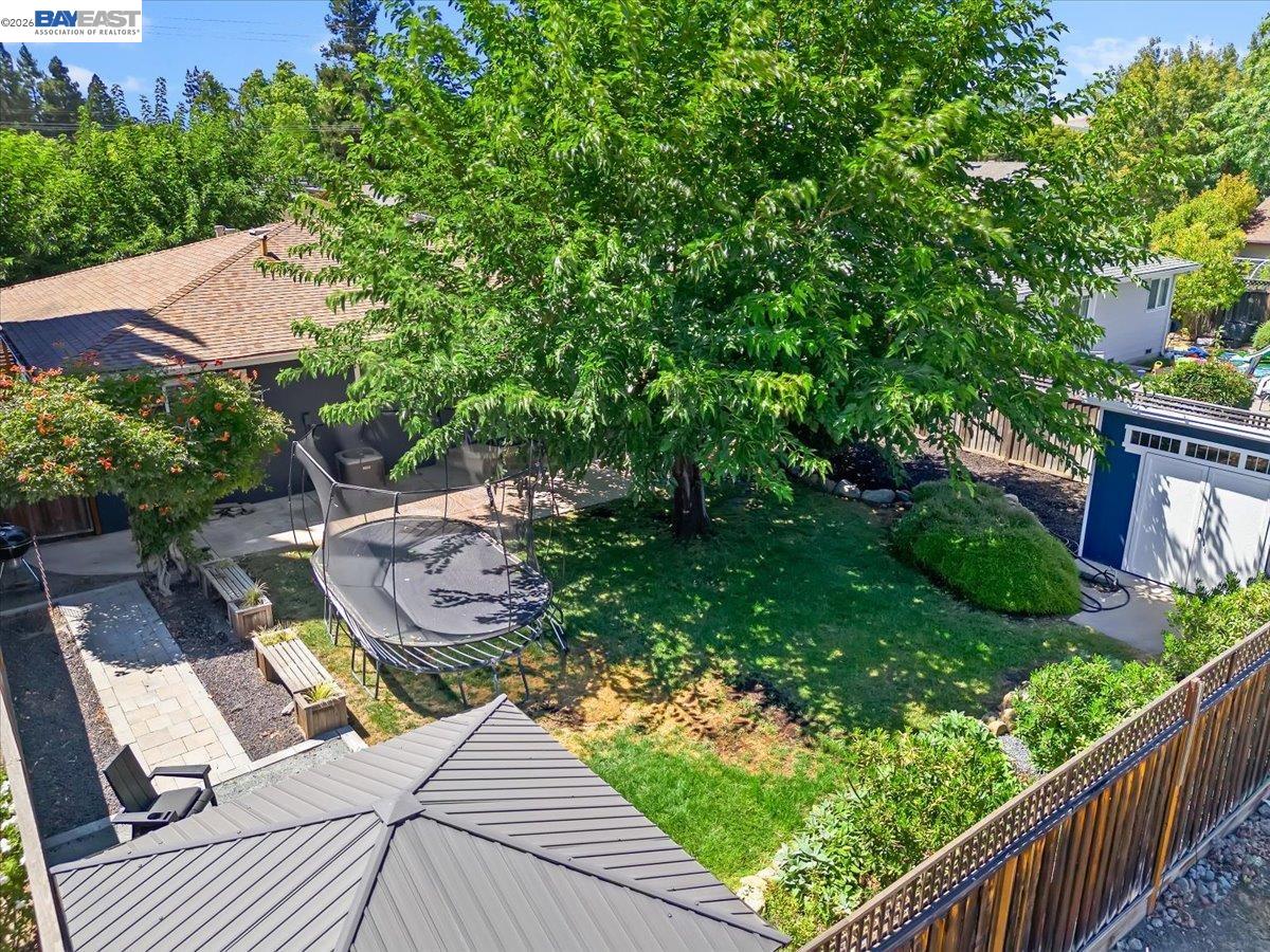 Property photo 37