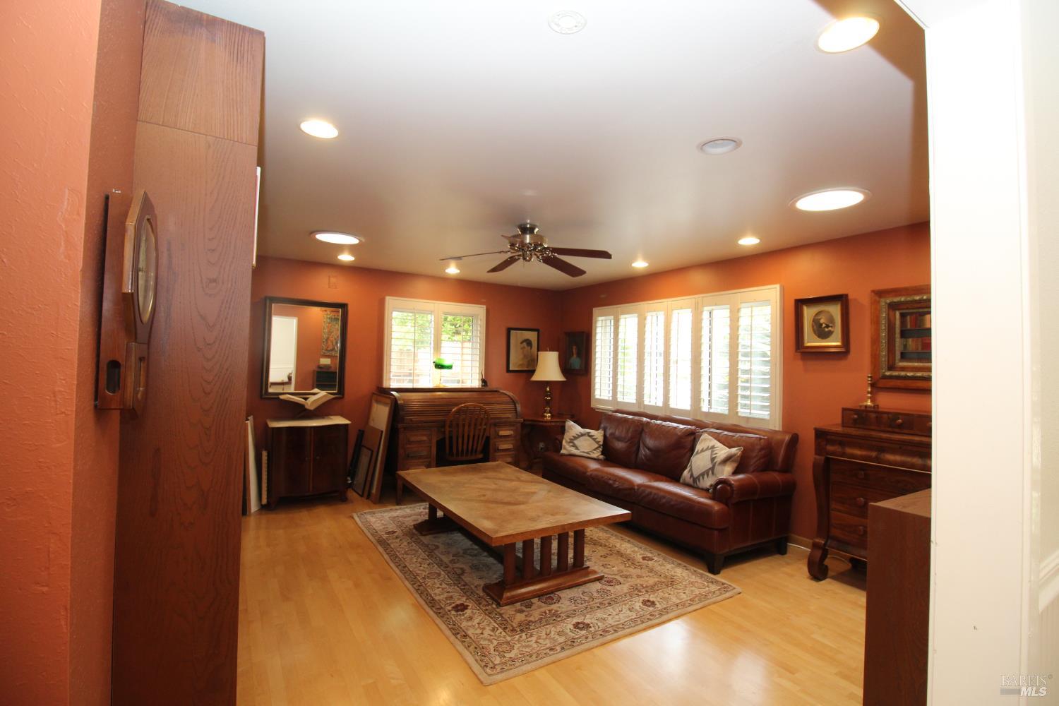 Property photo 17