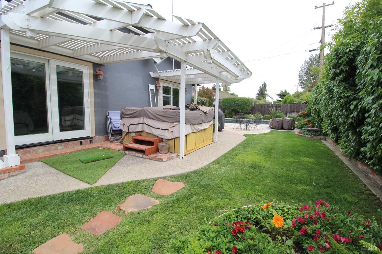Property photo 43