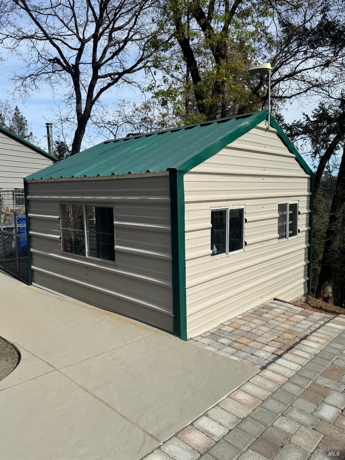 Property photo 33