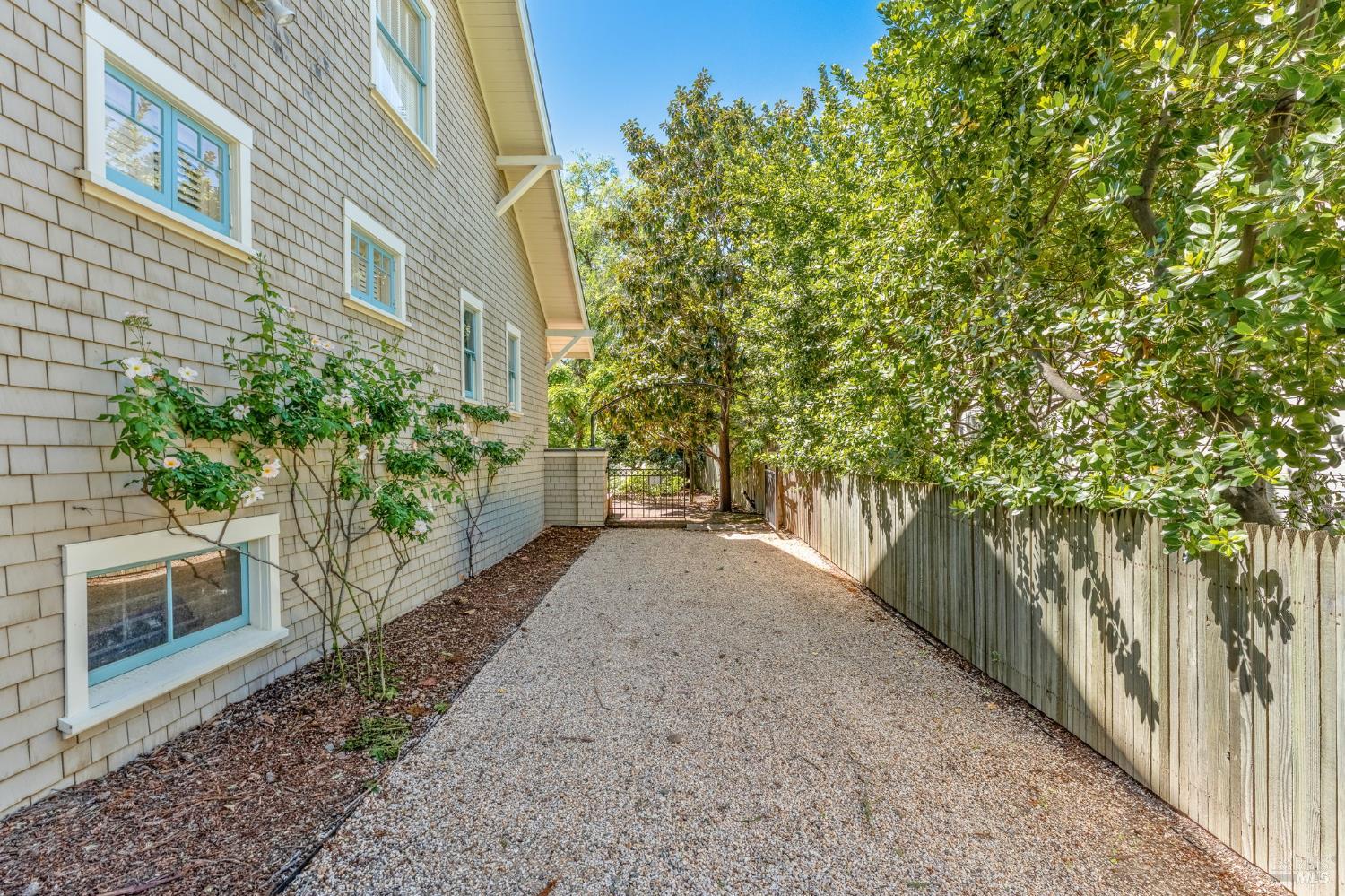 Property photo 47
