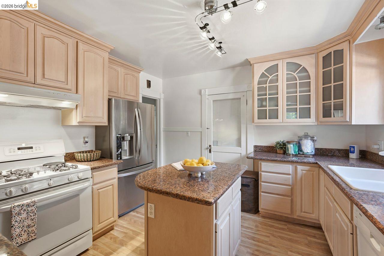 Property photo 16