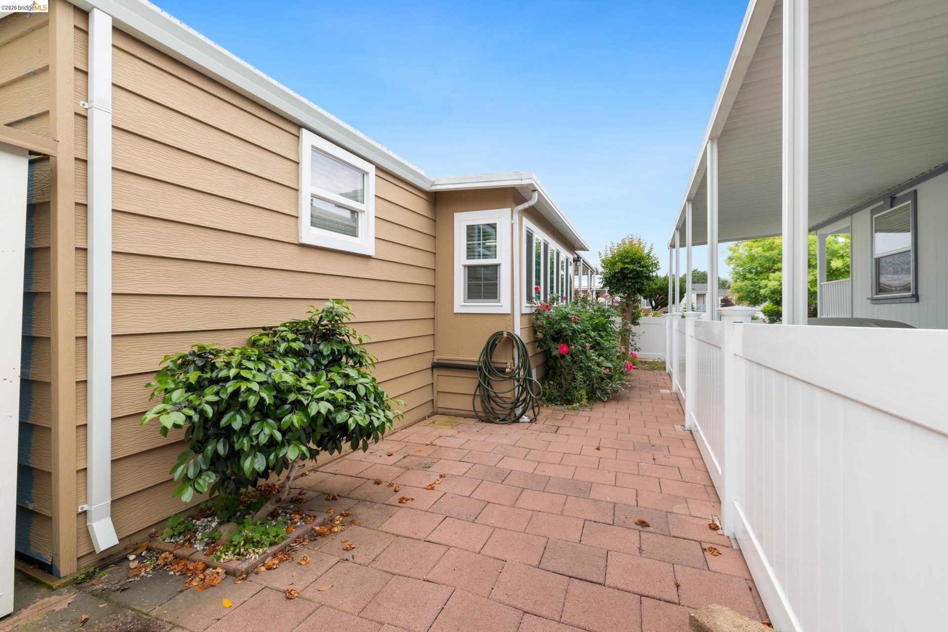 Property photo 32