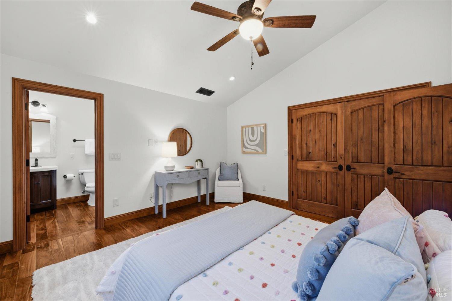 Property photo 38
