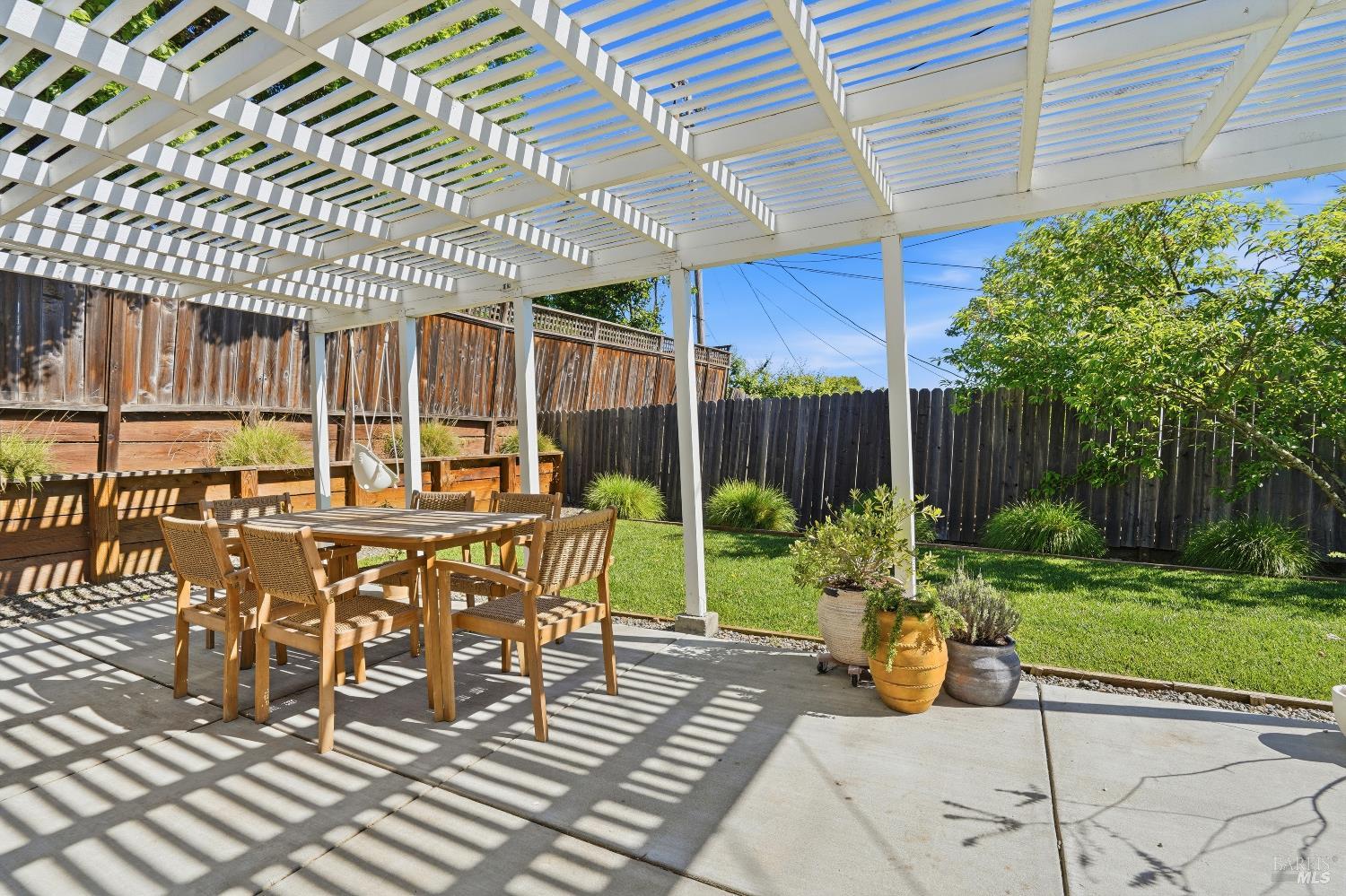 Property photo 32