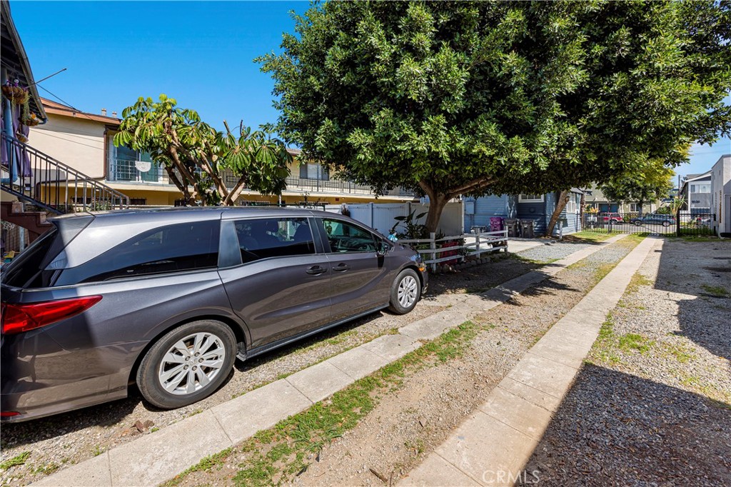Property photo 38