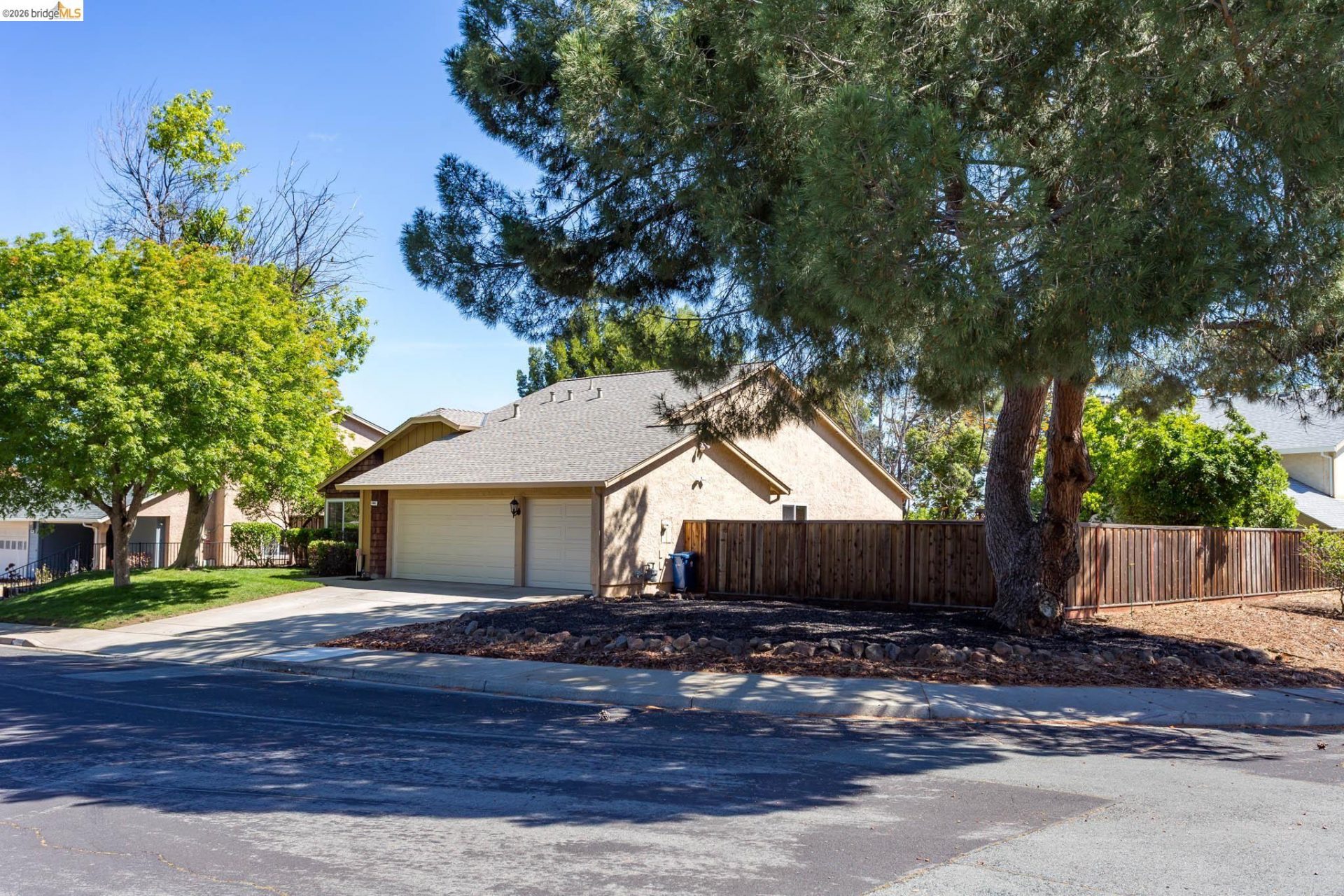 Property photo 46