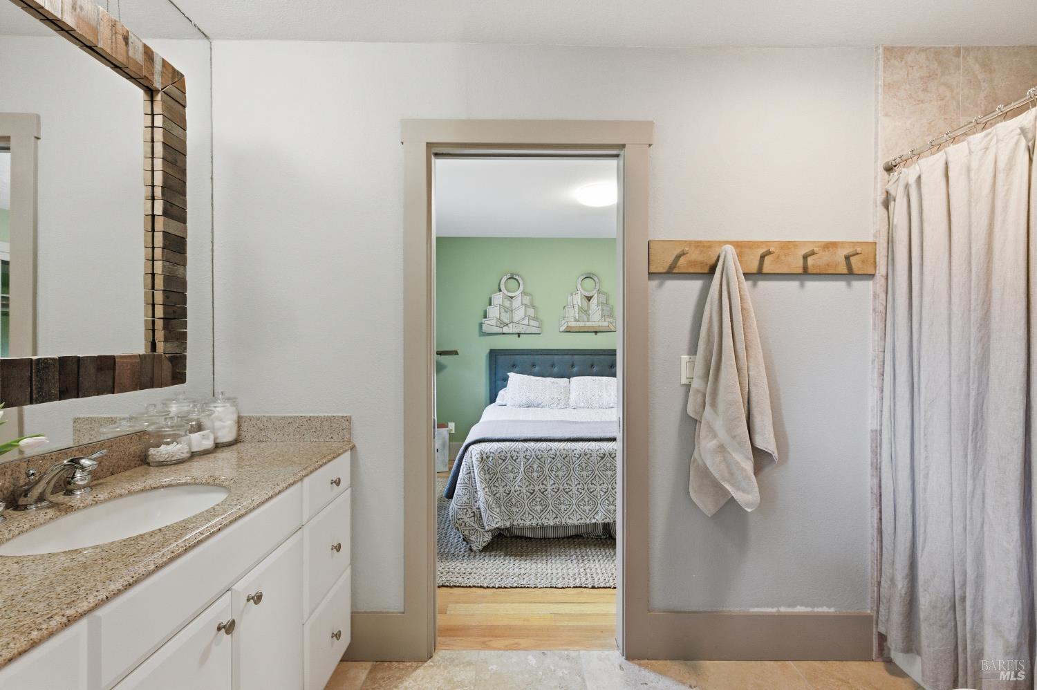 Property photo 31