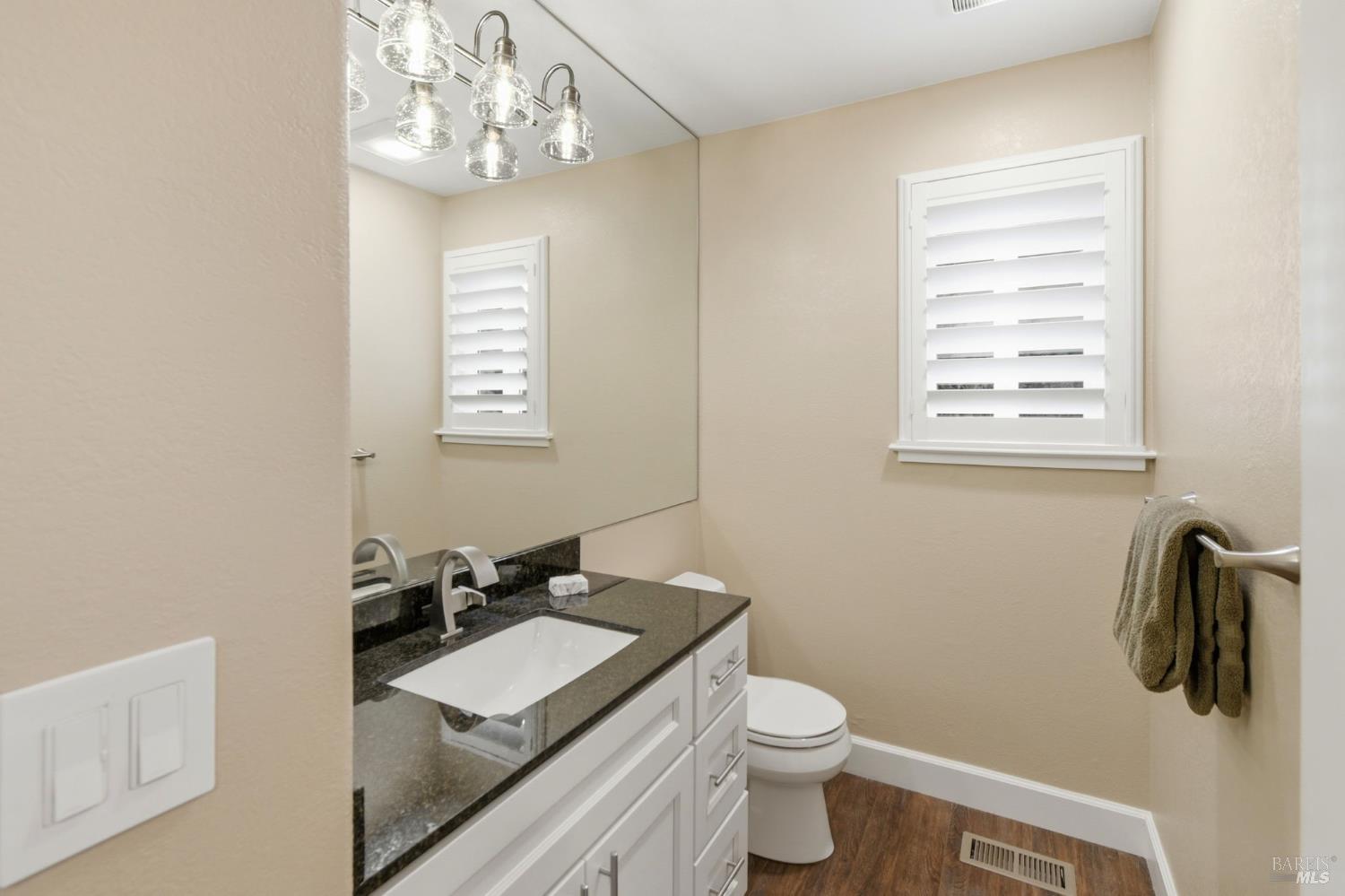 Property photo 25