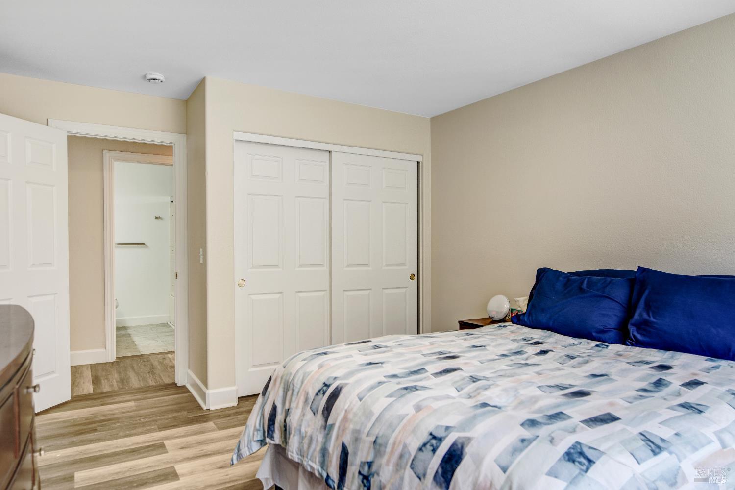 Property photo 33