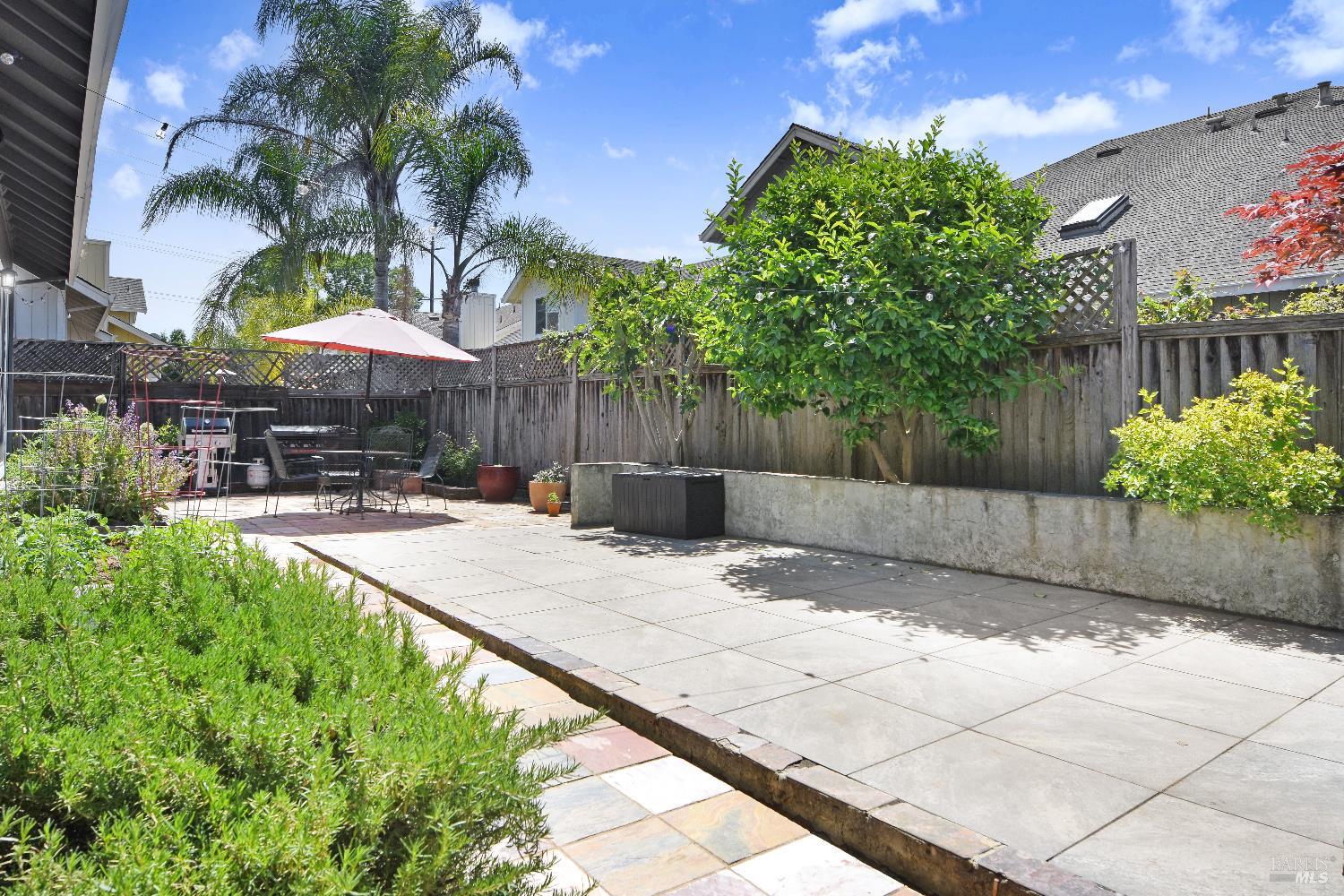 Property photo 37