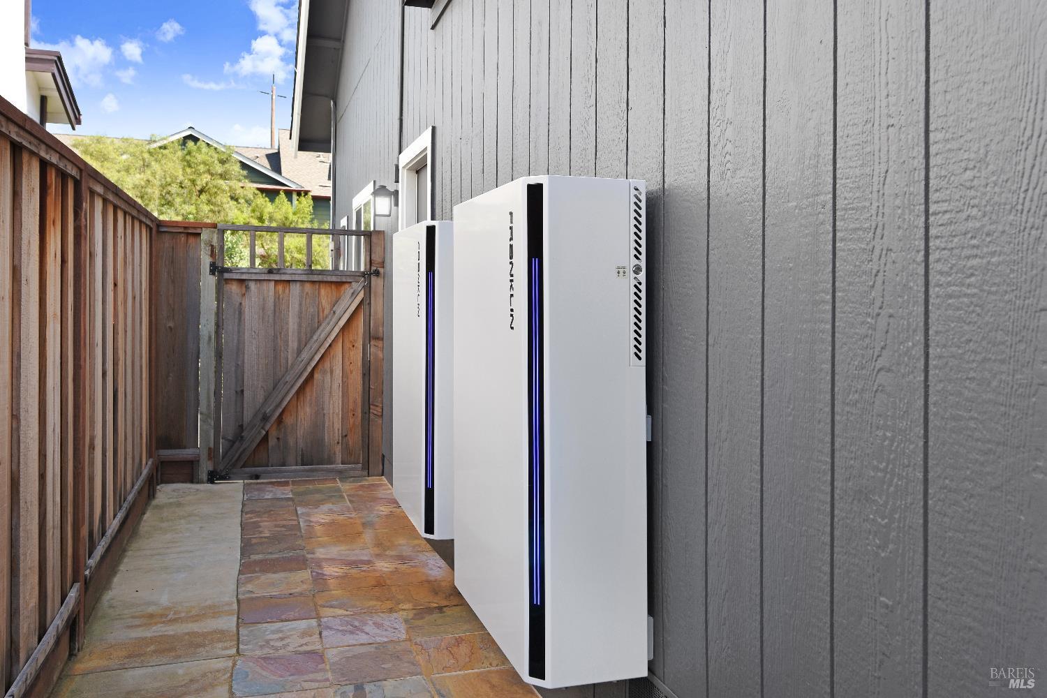 Property photo 38