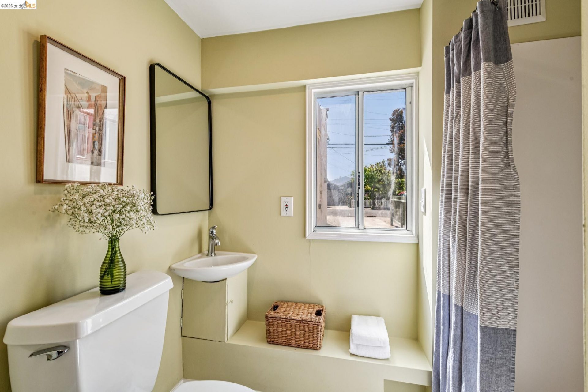 Property photo 38
