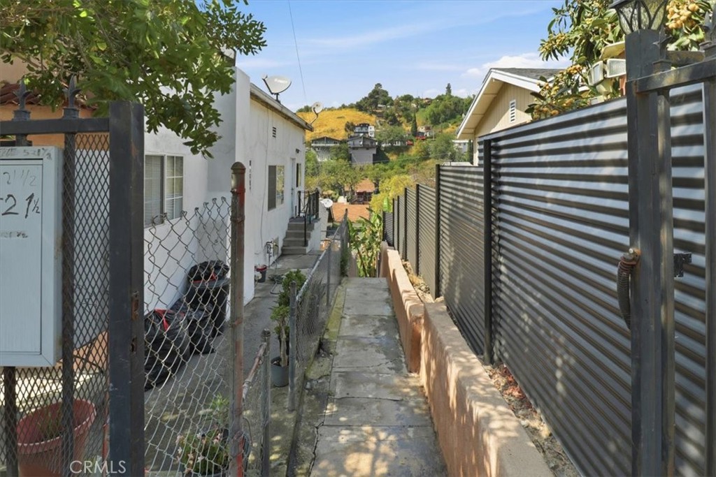 Property photo 22
