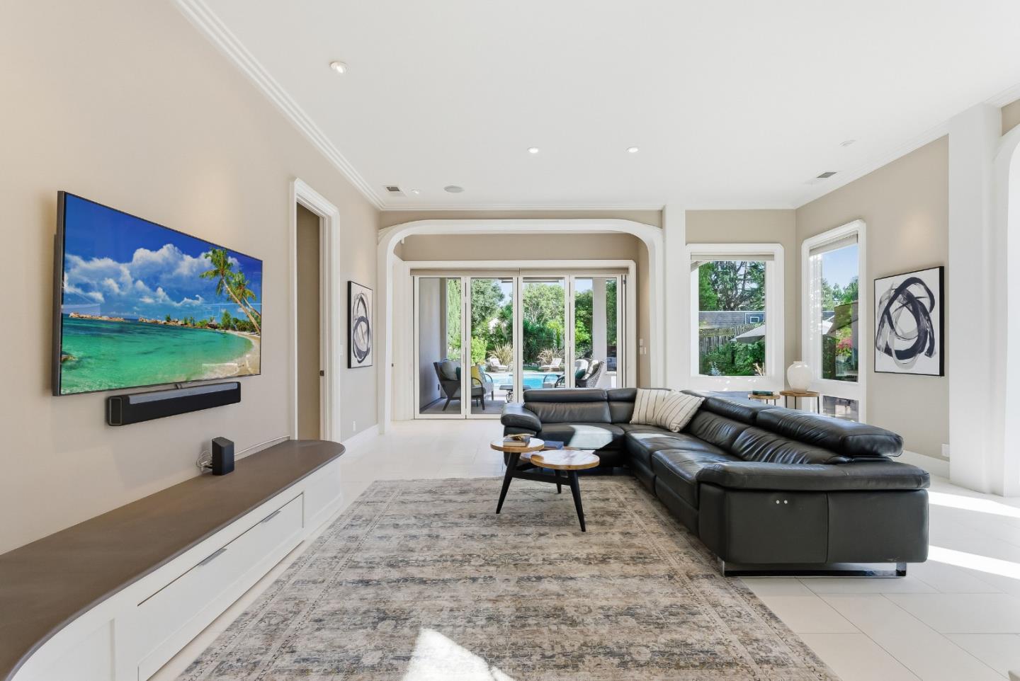 Property photo 38