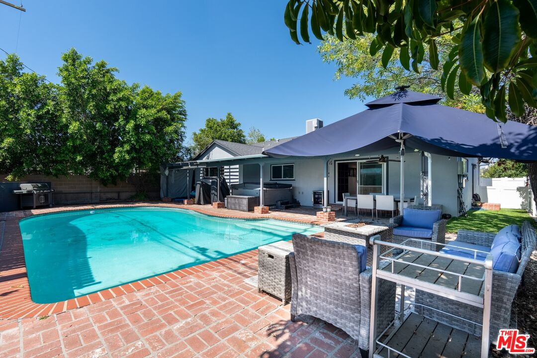 Property photo 28