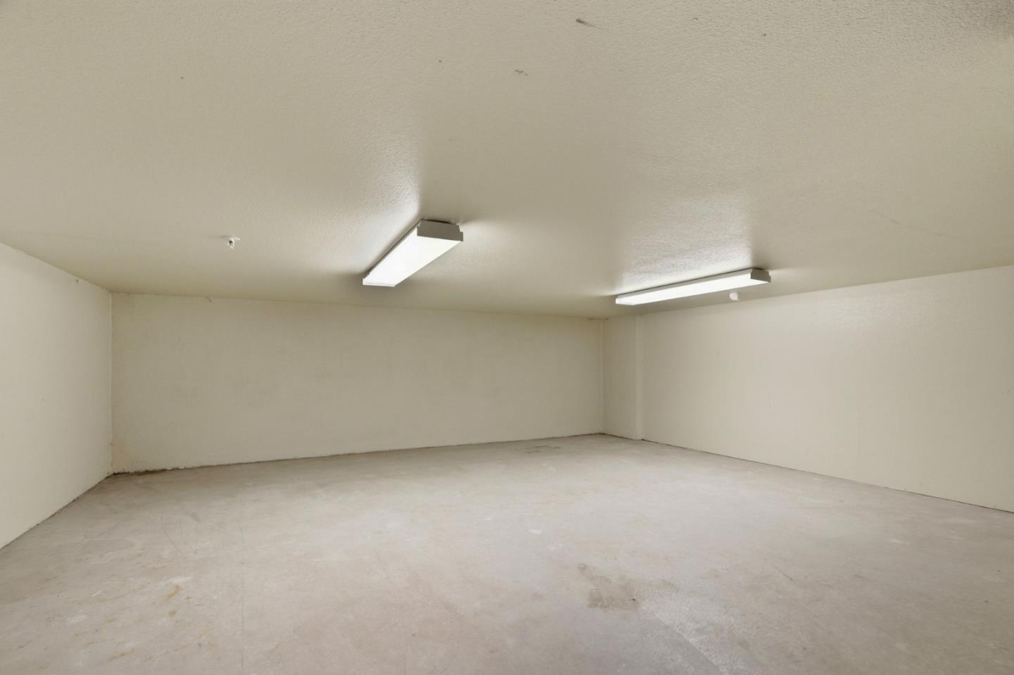 Property photo 50