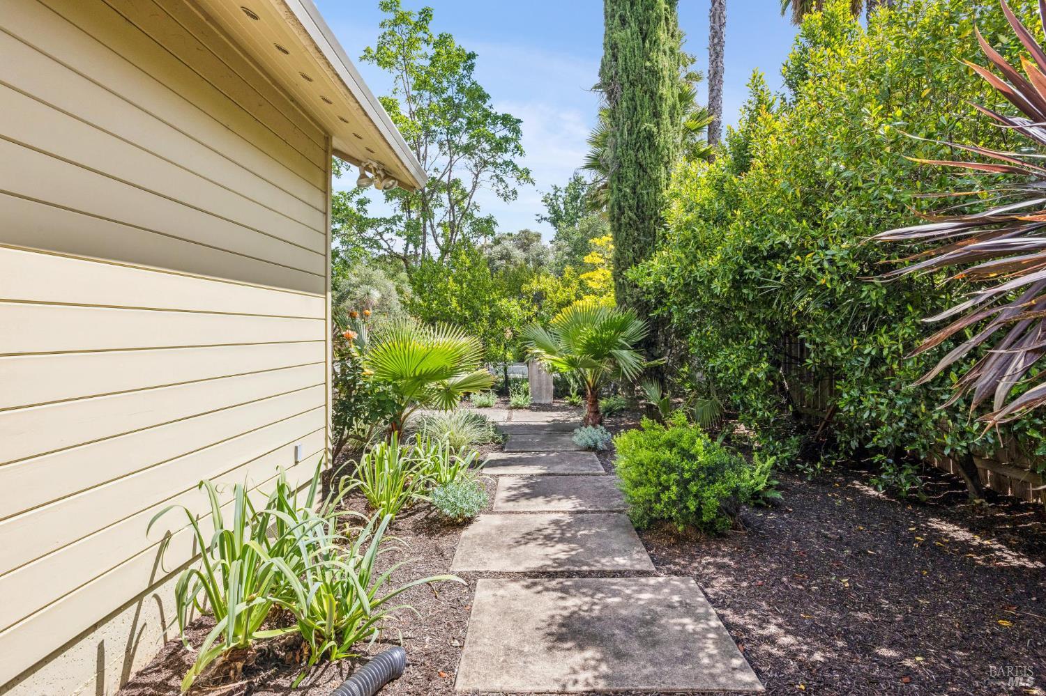 Property photo 33