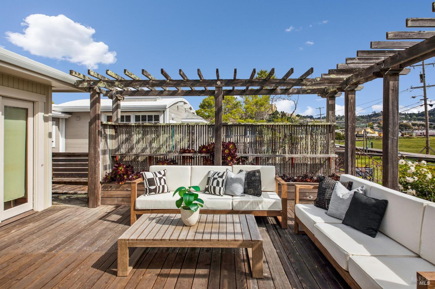 Property photo 43