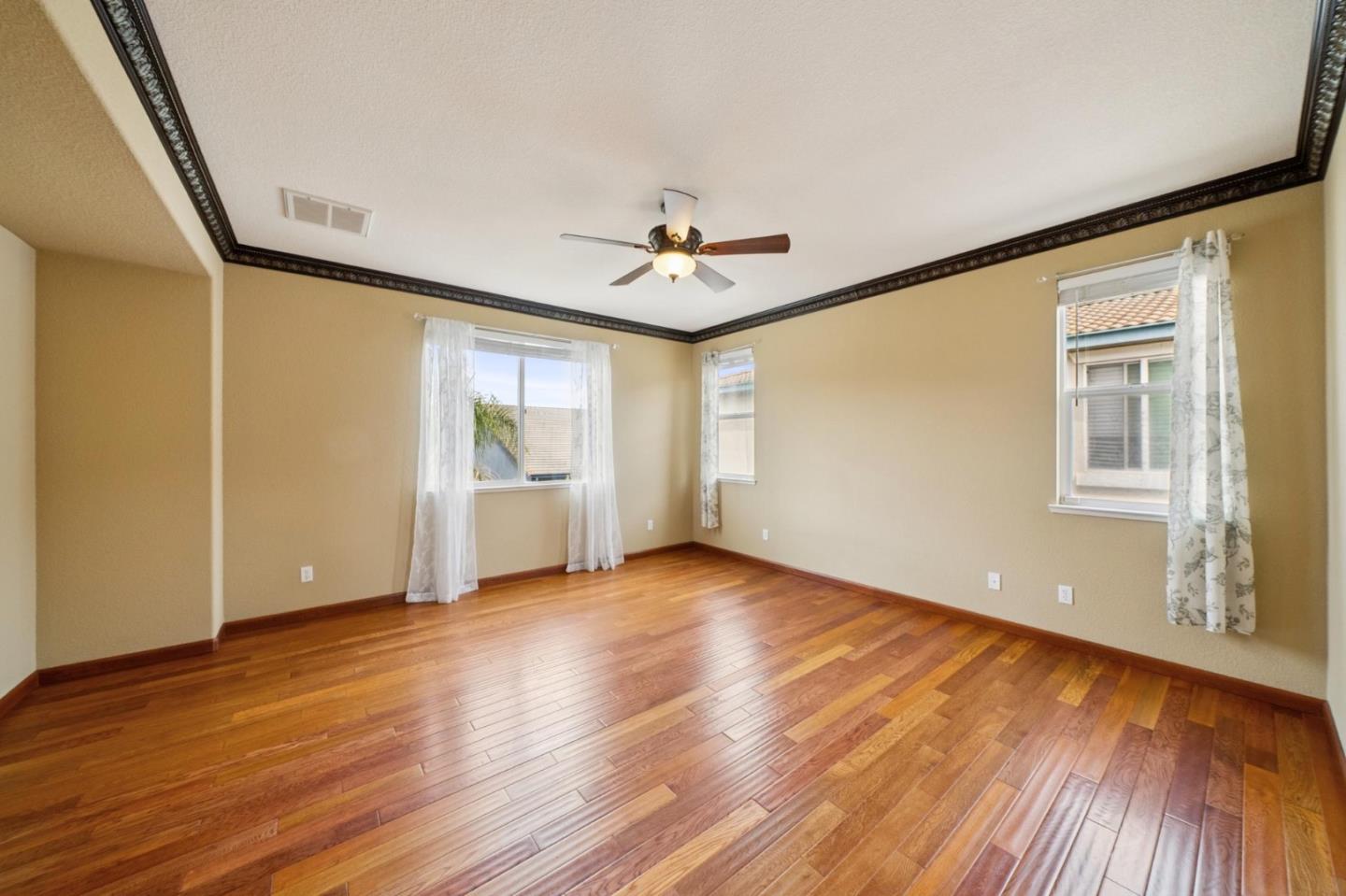 Property photo 51