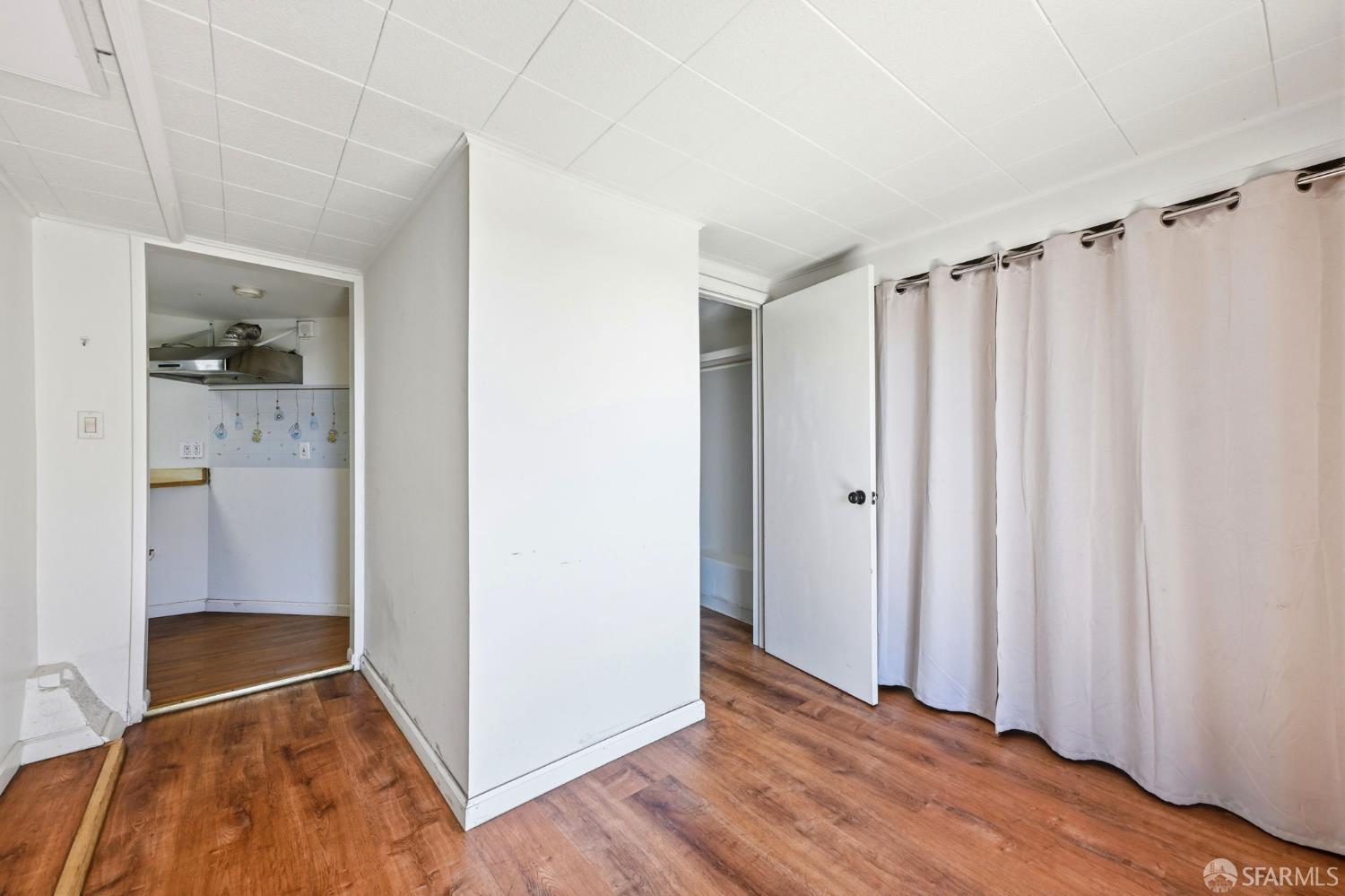 Property photo 35