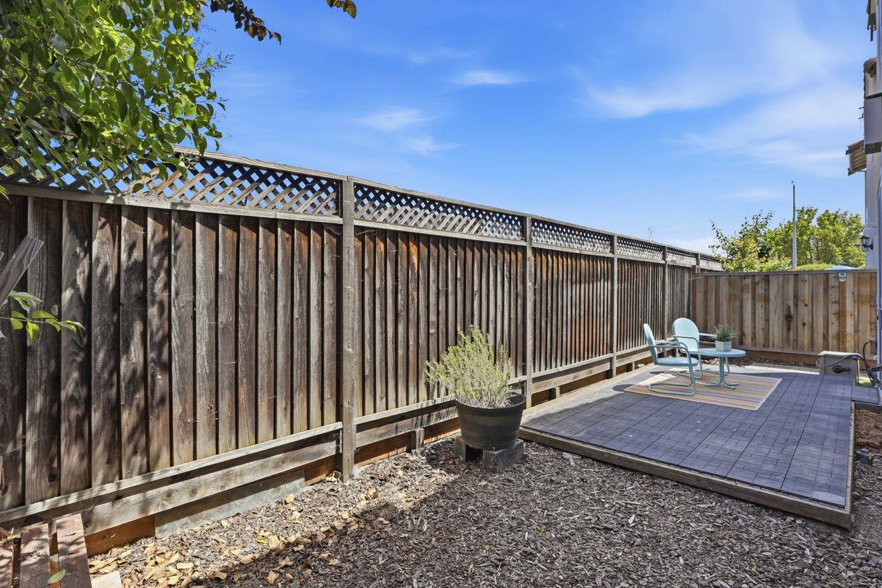 Property photo 37
