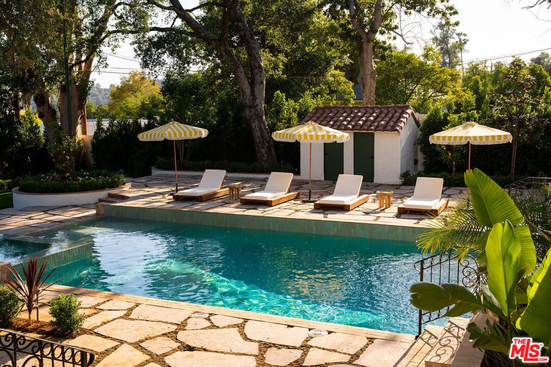 Property photo 43
