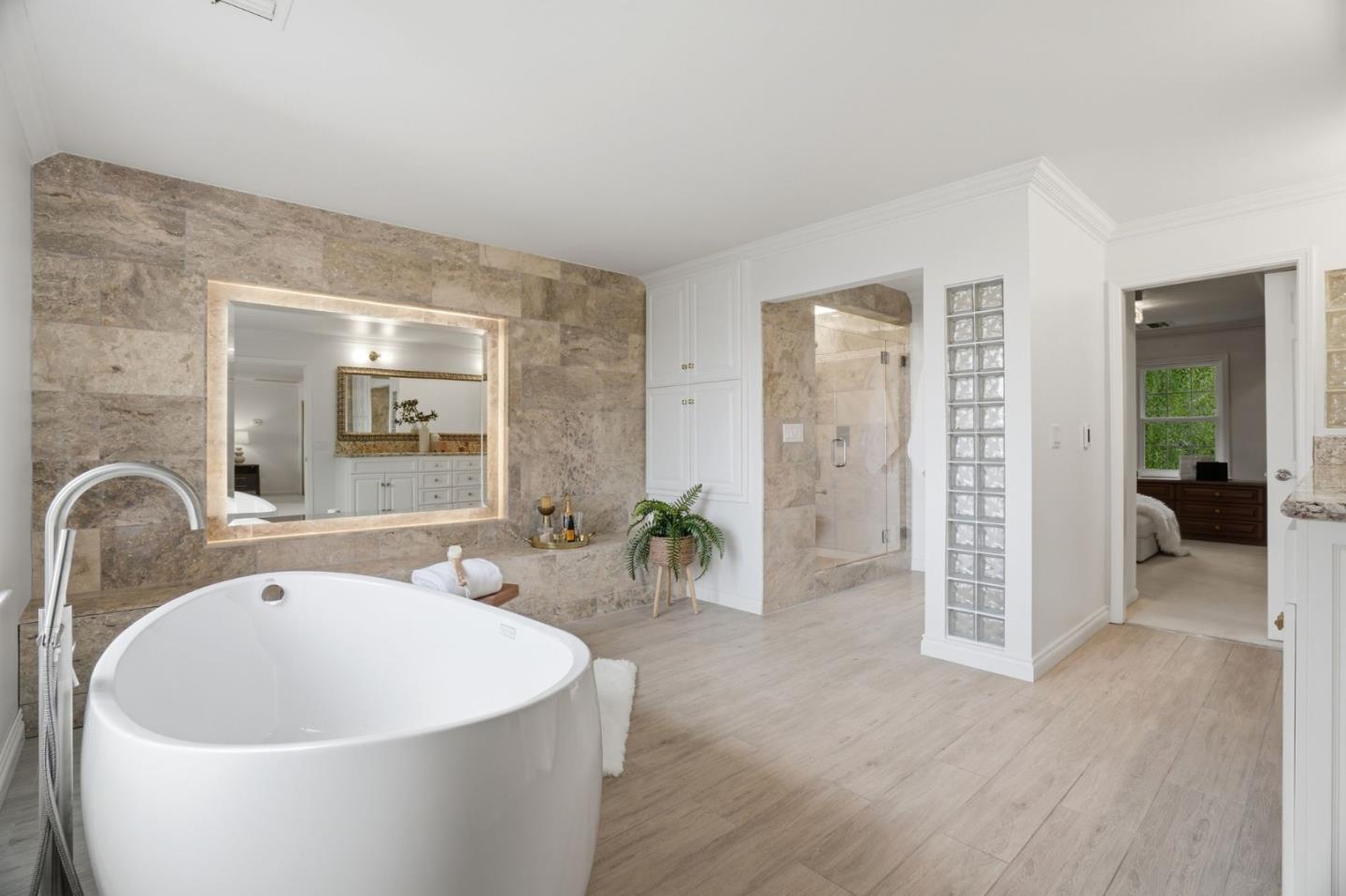 Property photo 35