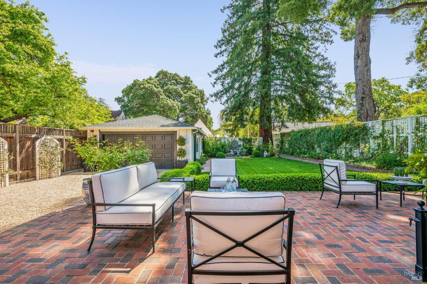 Property photo 30