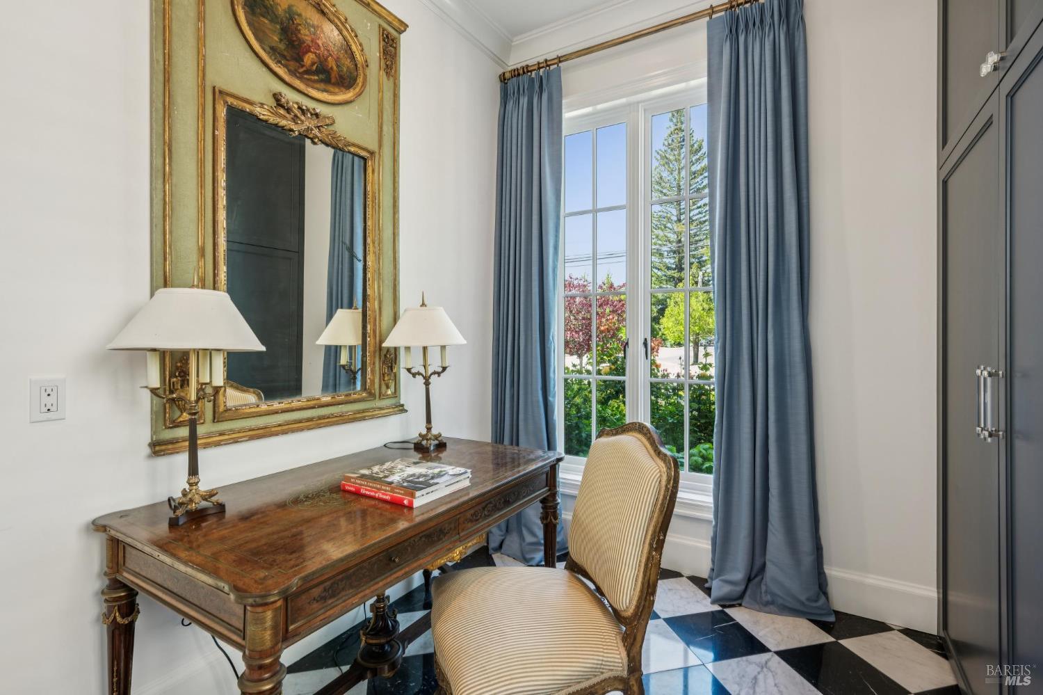 Property photo 33