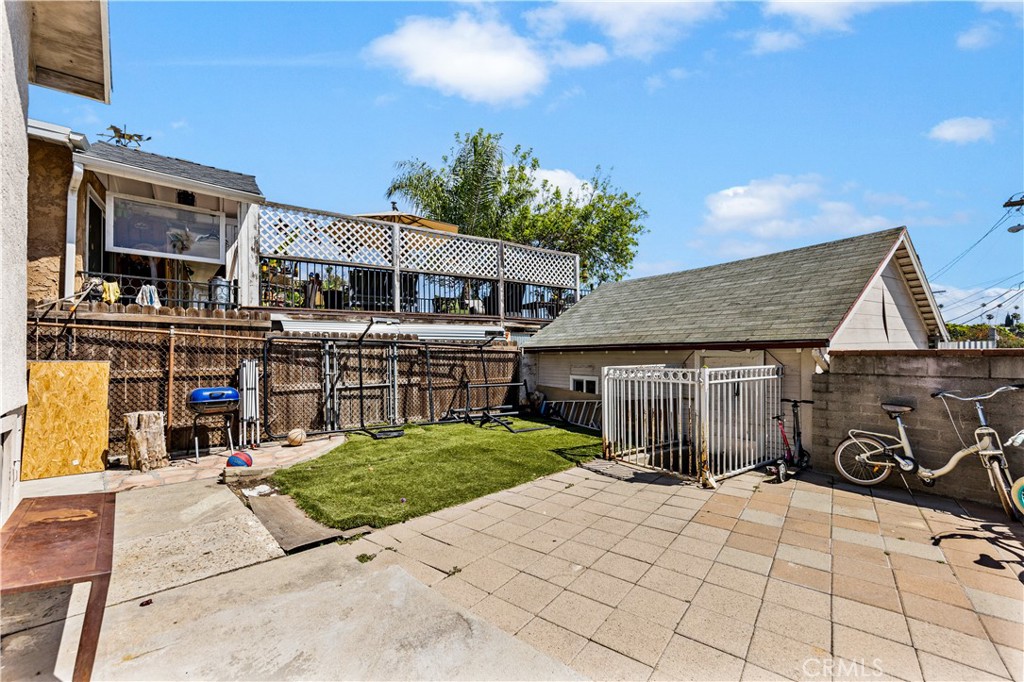 Property photo 28