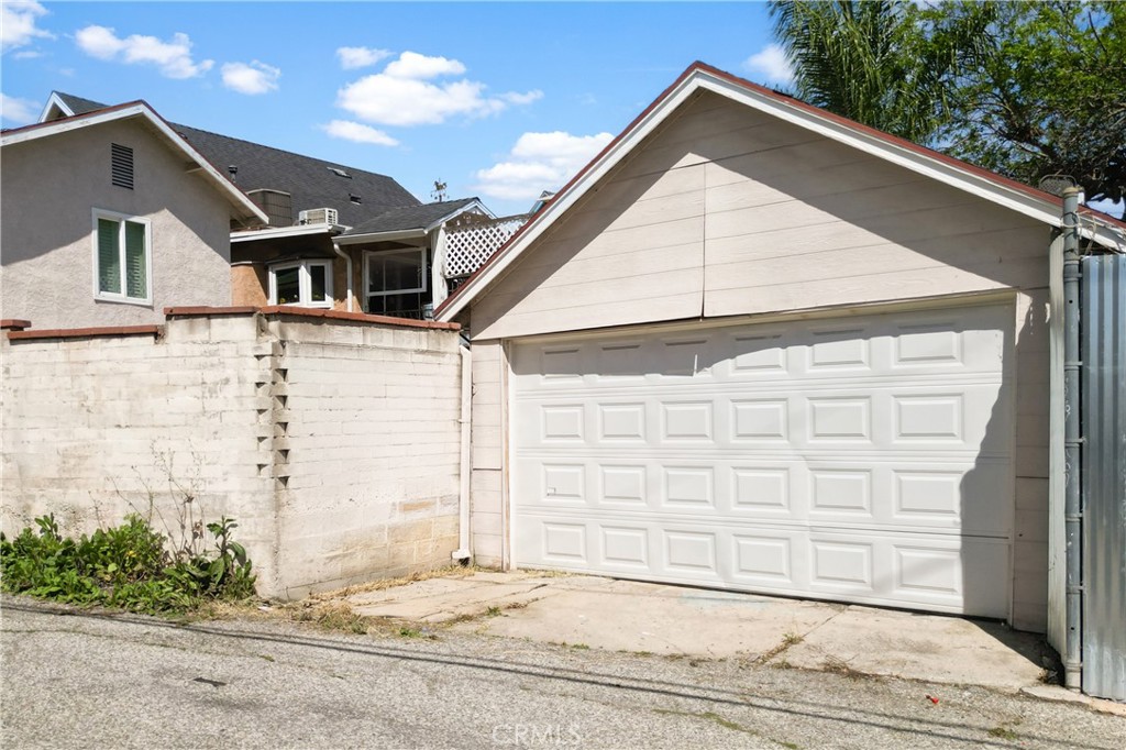 Property photo 31