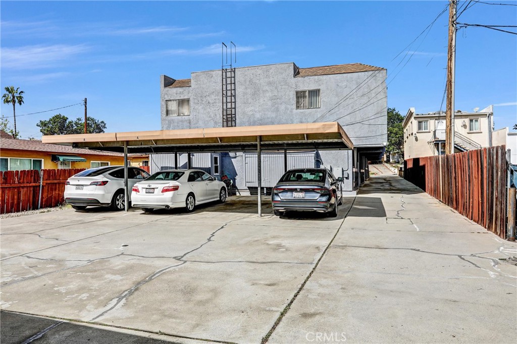 Property photo 28