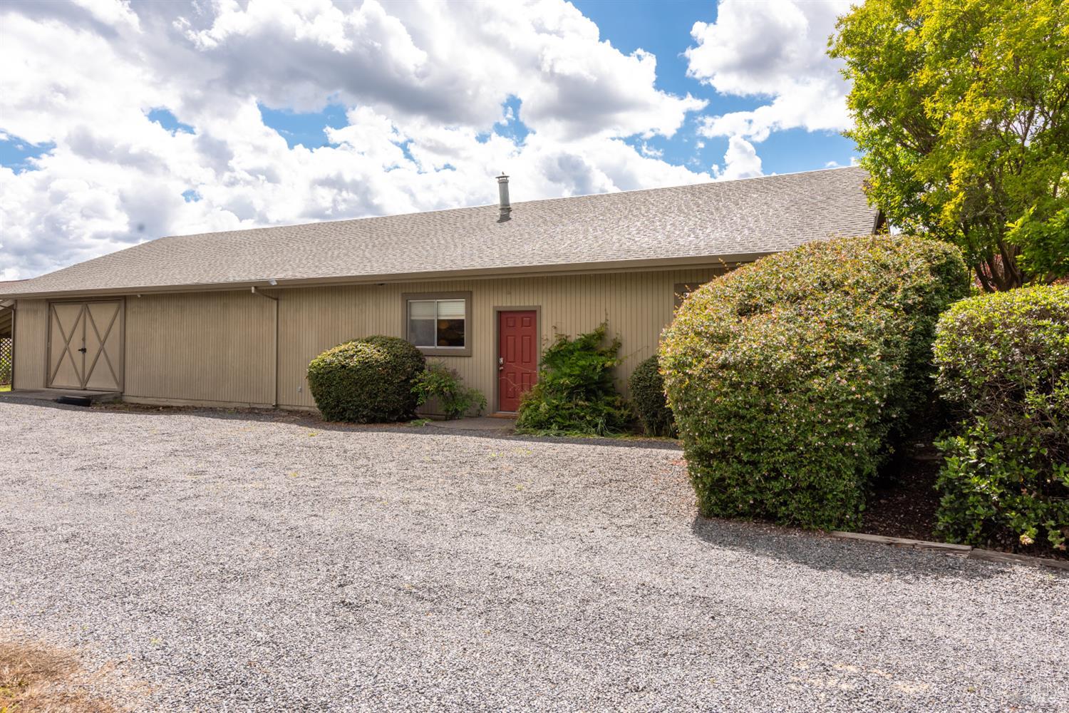 Property photo 40