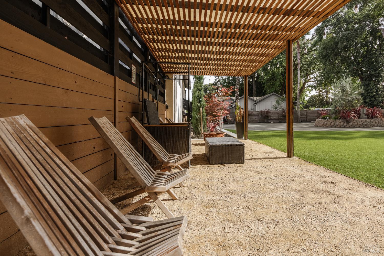Property photo 43