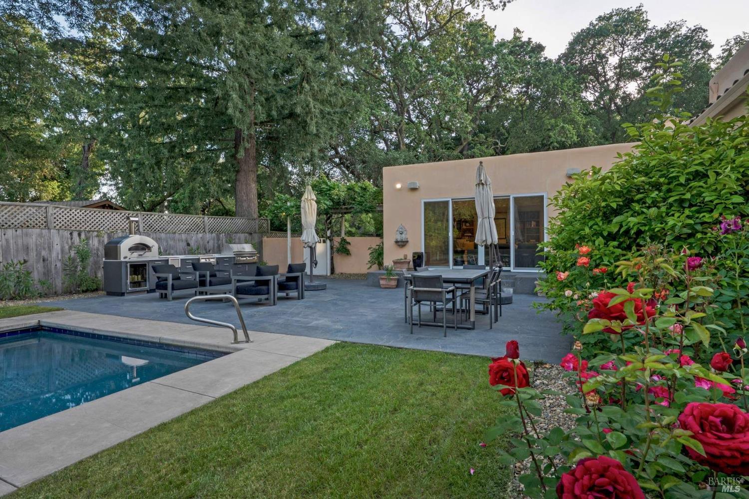 Property photo 28