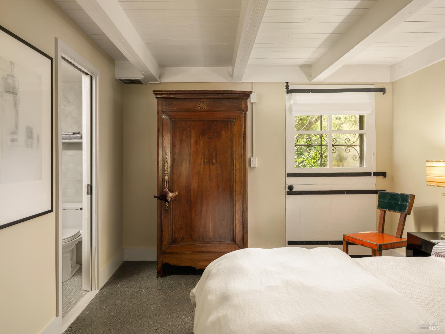 Property photo 33