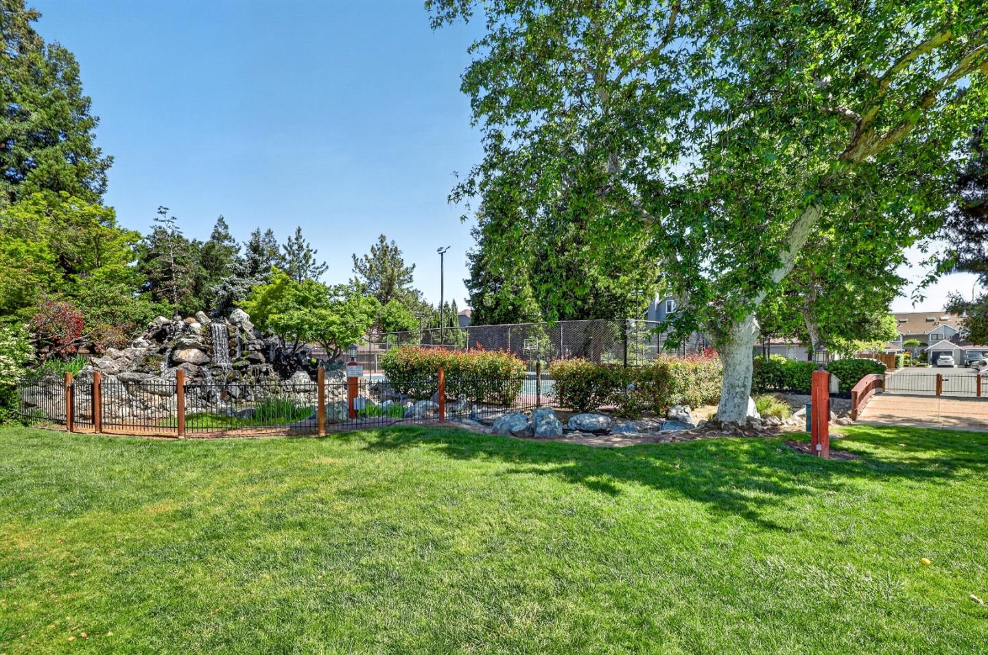 Property photo 40