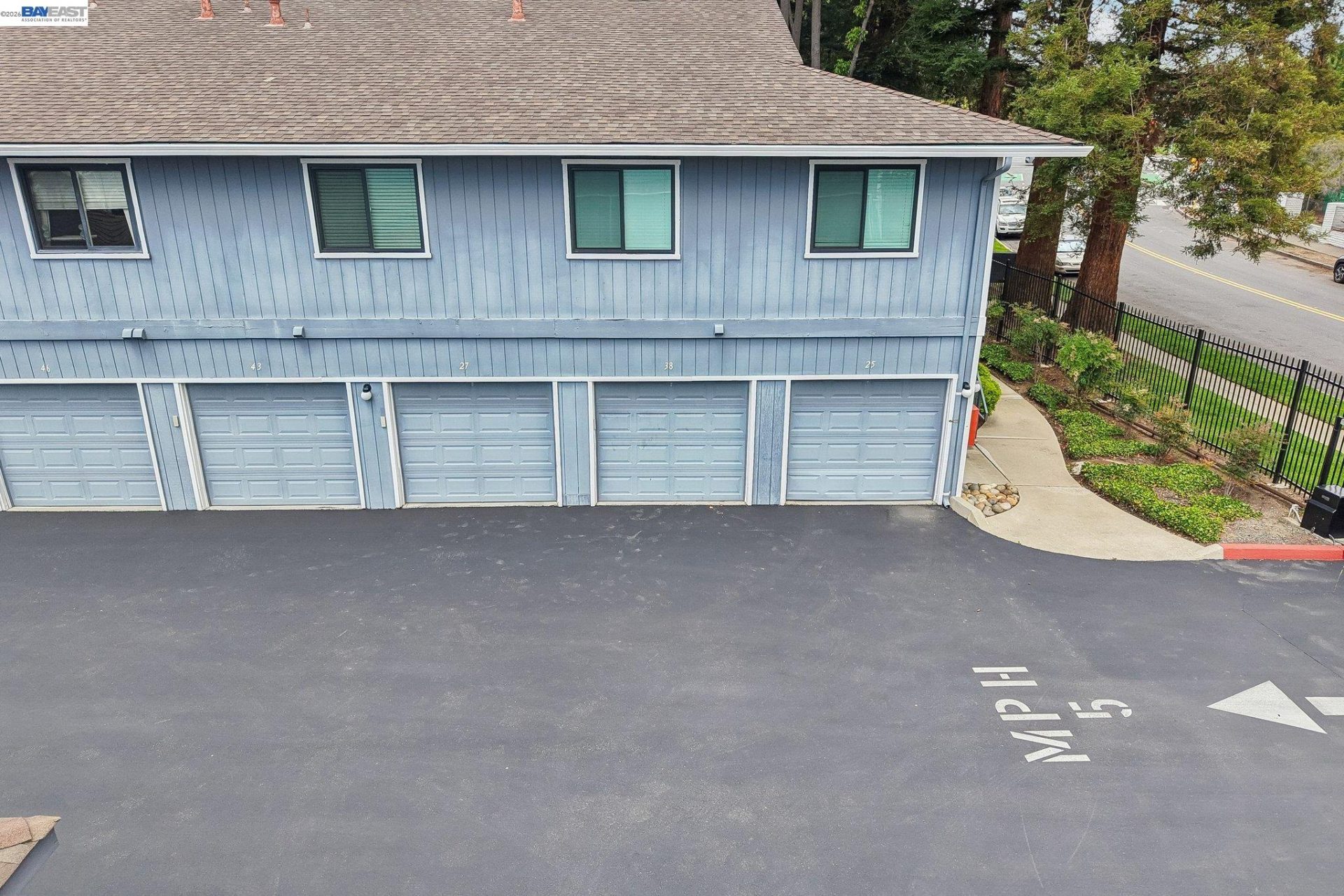 Property photo 31