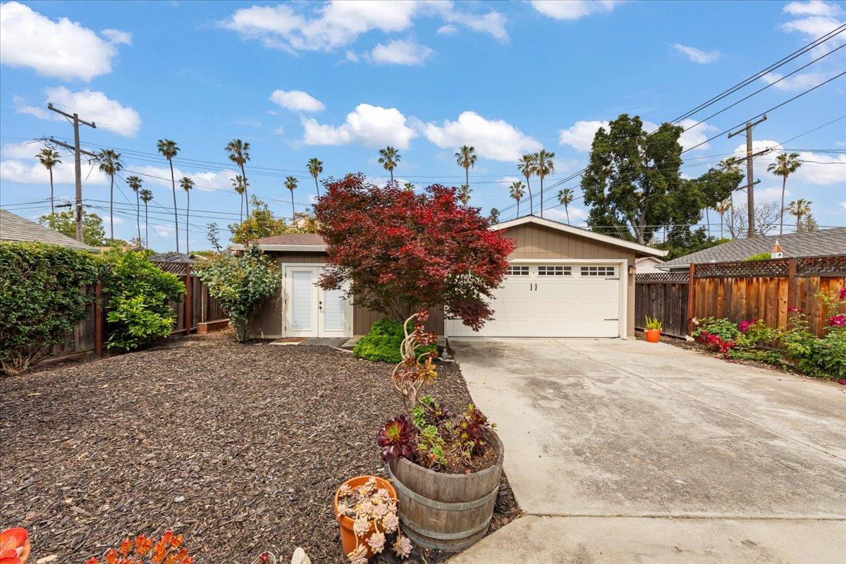 Property photo 37