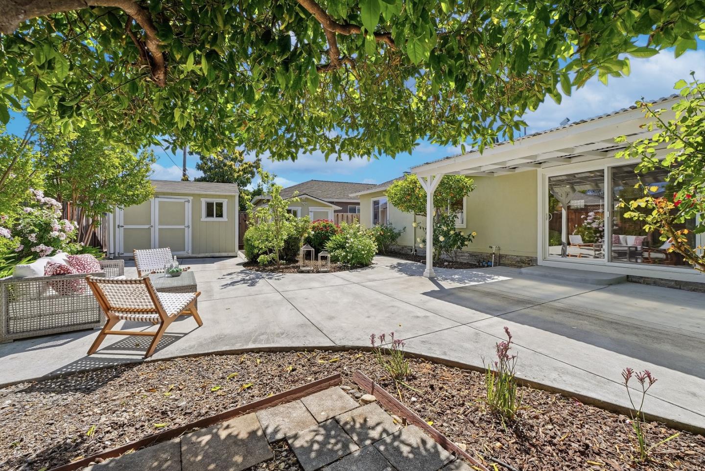 Property photo 38