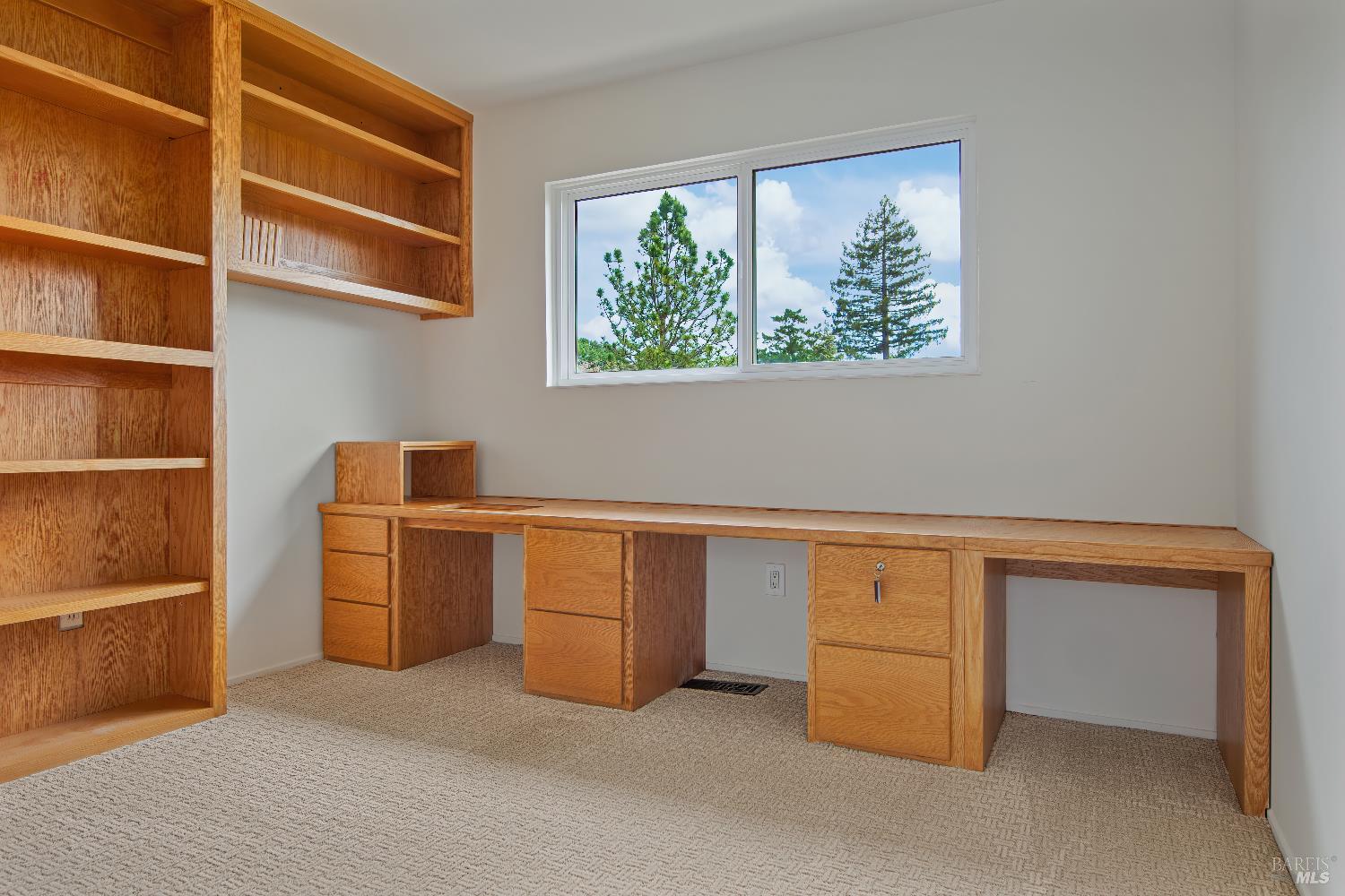 Property photo 29